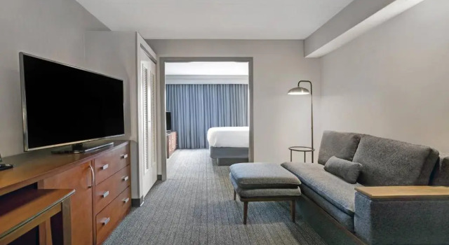 Люкс Courtyard Chicago Elmhurst/Oakbrook Area