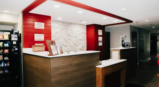 Hawthorn Suites by Wyndham Tinton Falls, Забронировать Отель Тинтон Фолс Джерси-Шор