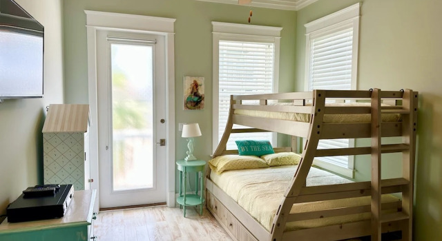 Коттедж Casa Bella 5 Bedroom Home by RedAwning