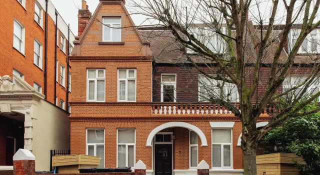 FiveM West Hampstead - North, Забронировать Отель Бизнес-отели Англии, 4* 5*