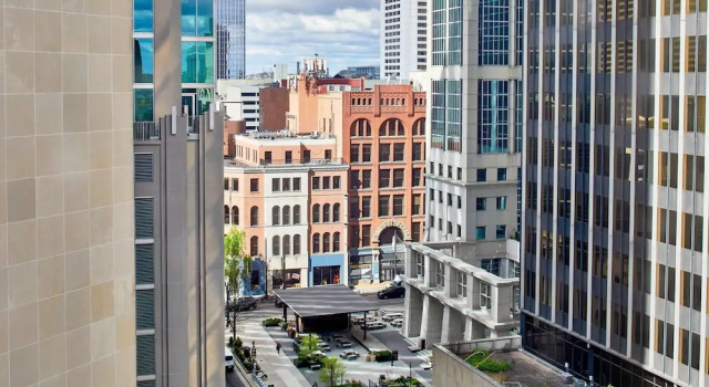 Двухместный номер Standard с видом на город Courtyard by Marriott Nashville Downtown