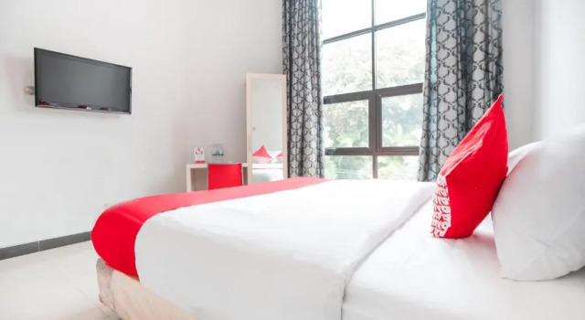 Люкс Deluxe Hotel O Cempaka Place Homestay
