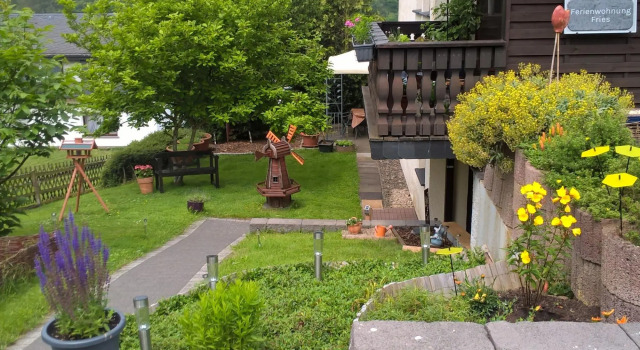 Holiday Home Niederehe Romantic Escape, Varaa Lomakoti Niederehe Vulkan Eifel