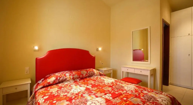 Porto Skopelos Villas