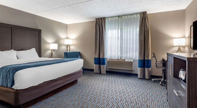 AmericInn Griswold, Varaa Hotelli Hotellit New England uima-altaalla, Uima-allas