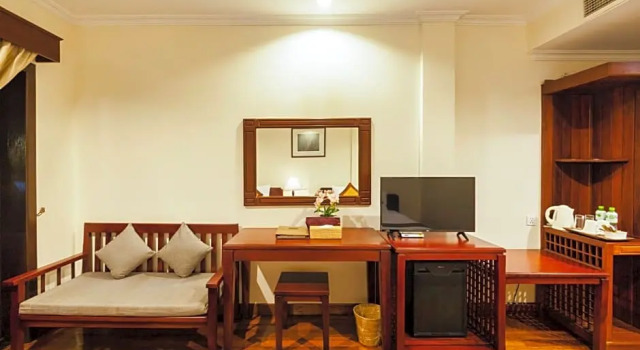 Двухместный номер Deluxe Saem Siemreap Hotel