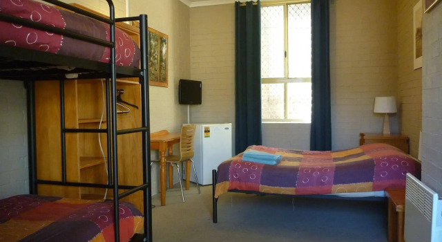 Newtown Backpackers, Забронировать Отель Ньютаун Сидней, рядом с Университет Сиднея