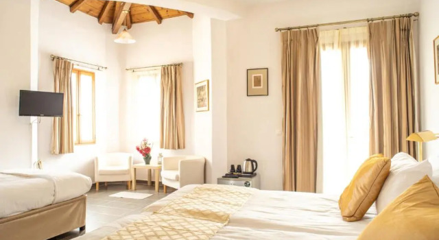 Трёхместный номер Standard с видом на бассейн Lagou Raxi Country Hotel