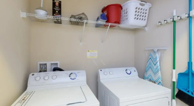 Oakbourne Home 5172, Забронировать Отель Отели Давенпорт с парковкой, Парковка