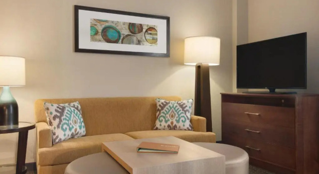 Двухместный Studio Suite with premium view Homewood Suites by Hilton Calgary Downtown