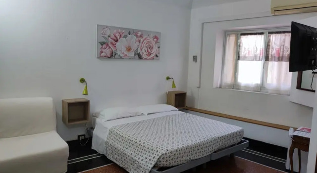 Трёхместный номер Standard с видом на город Albergo Caffaro