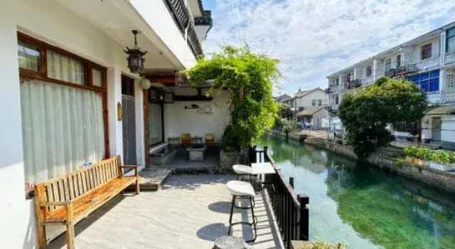 Люкс Deluxe Xitang Yunlaiji Riverside Art Hotel (Xitang Guzhen Store)