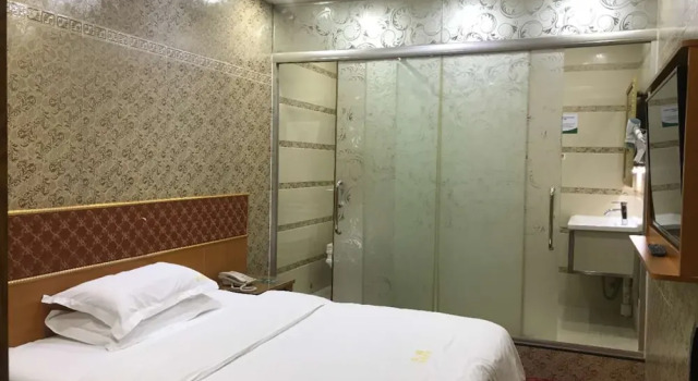Двухместный номер Standard Guangzhou Meiling Hotel