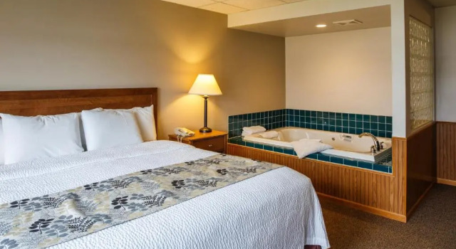 Двухместный номер Standard с видом на озеро Ephraim Shores Resort