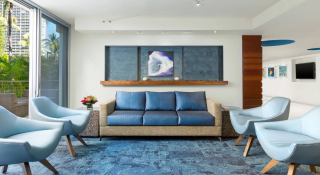 Courtyard by Marriott Waikiki Beach, Забронировать Отель Отели Гонолулу 4 звезды, рядом с Гавайский музей армии США, 4*