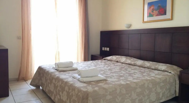Bueno Hotel