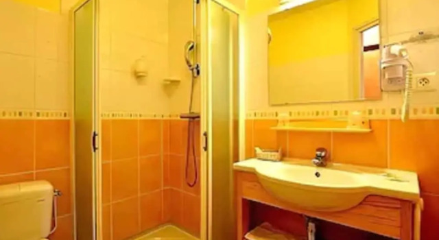 Трёхместный номер Standard Hotel Beausejour