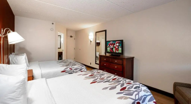 Четырёхместный номер Standard Red Roof Inn Meriden - CT