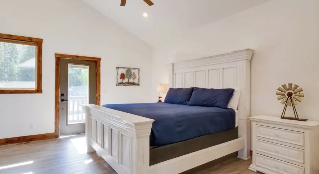 Hot Tub, Pool Table & Fireplace: 5 Mi to Breck!, Buchen Sie Ferienhaus Blue River 