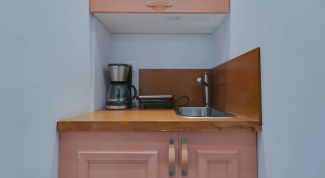 Двухместный номер Economy с балконом AthINN Residence