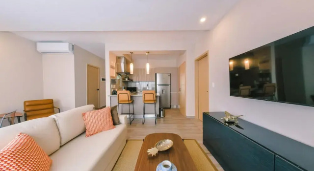 Flat in Regatta II With Breakfast Included 304