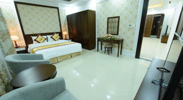Апартаменты с балконом The Shine Office and Apartment