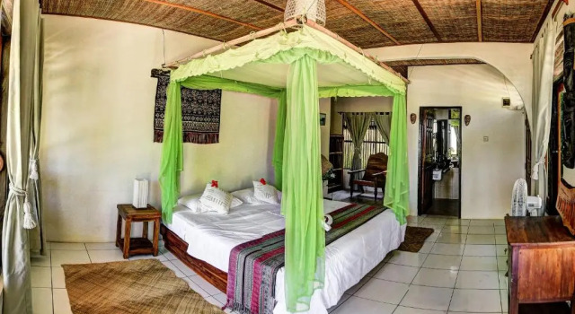 Malole Surf House, Réserver Hôtel Nembrala Rote Island