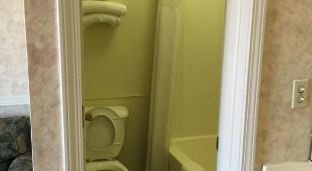 Номер Standard McCaig Motel