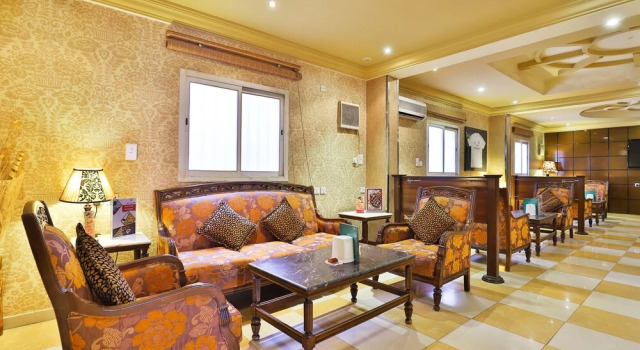 OYO 380 Crown Hotel Najran