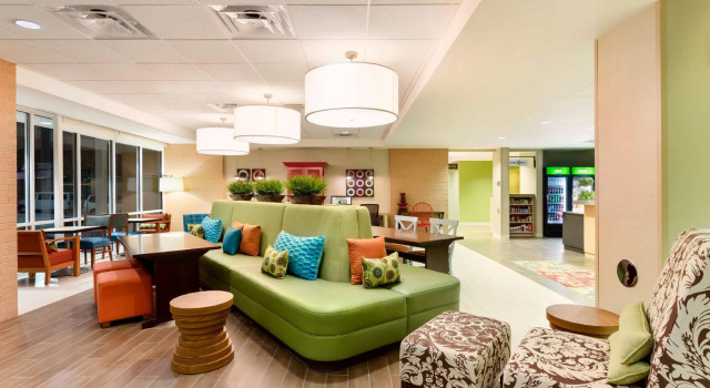 Home2 Suites by Hilton Omaha West, NE