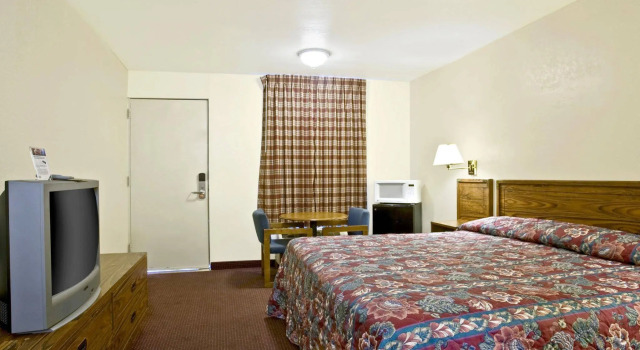 Royal Inn Crossville, Reservar Hotel Crossville Tennessee