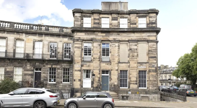 JOIVY Chic Flat Near Stockbridge Market W/ Patio, Забронировать Апартаменты/квартира Эдинбург Midlothian, рядом с Dean Village
