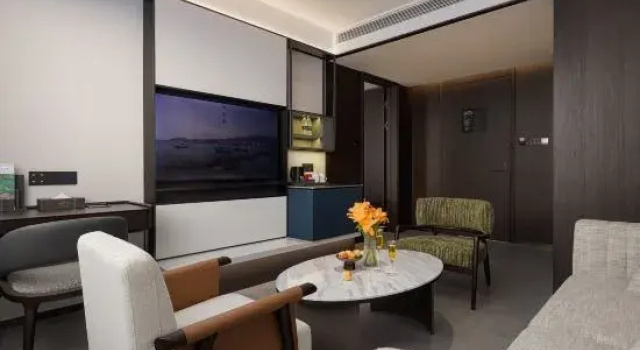 Люкс Deluxe Howard Johnson Garden Hotel Zhoushan