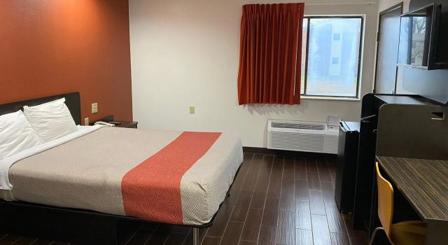 Relax Inn, Book Hotel Hoteller i Franklin med parkering, Parkering