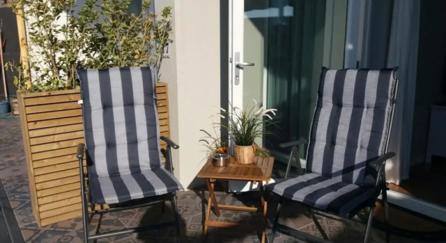 Апартаменты Benny's Beach House 2