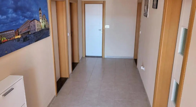 Apartments by the sea Vrsi - Mulo, Zadar - 18914, Забронировать Апартаменты/квартира Врси Задарская жупания