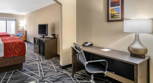 Четырёхместный люкс Comfort Inn & Suites Lubbock West