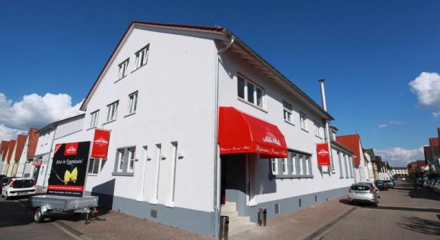 Mille Stelle Hotel, Rezervasyon Otel Eggenstein-Leopoldshafen Baden-Württemberg