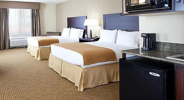 Четырёхместный номер Standard Blue Way Inn Eagan Extended Stay Minneapolis Airport Eagan North MN