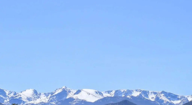Номер Standard с балконом Quality Inn near Rocky Mountain National Park