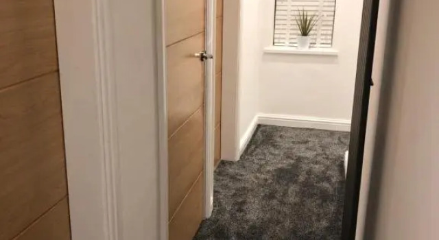 Flat near NEC and BHAM airport, 예약 호텔 Sheldon West Midlands