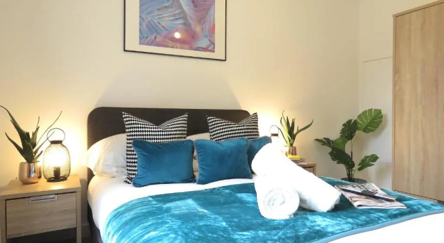 Апартаменты Tudors eSuites Corporate Apartments Birmingham
