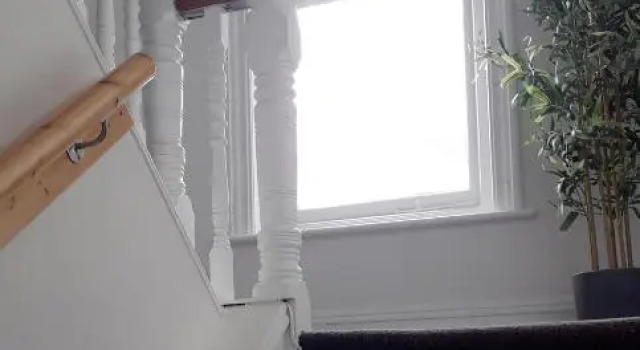 The Chine- A Spacious Studio Close to the Beach, Забронировать Отель Отели Борнмута с парковкой, рядом с Пляж Бранксом-Дин, Парковка