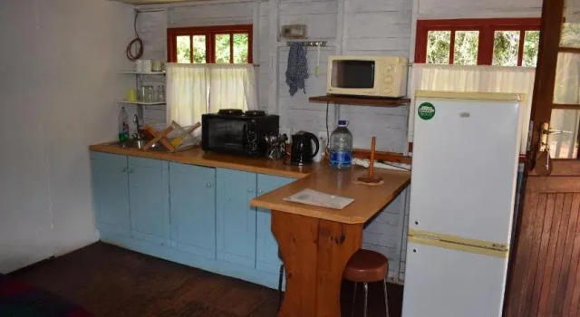 Woodlands Cottages & Camping, Buchen Sie Campingplatz Camping & Glamping in Ostkap, Campingplatz