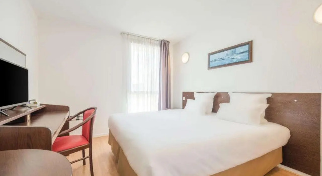 Двухместный люкс Comfort Suites Pau Idron