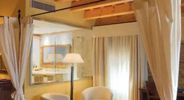 Hotel Restaurant Mas Roig, Prenota Hotel Pals 