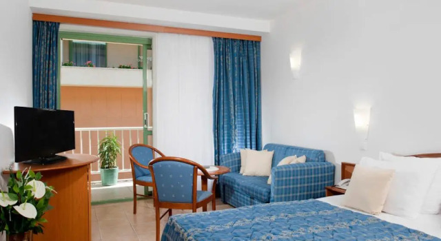 Двухместный номер Superior Bluesun Hotel Marina