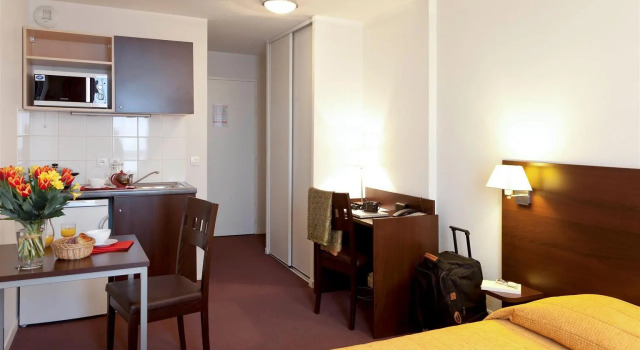 Апартаменты c 1 комнатой Aparthotel Adagio Access Paris Saint-Denis Pleyel