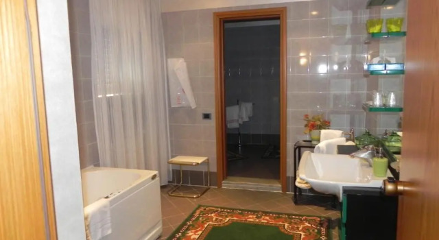 Люкс с балконом Phi Hotel Pianfei