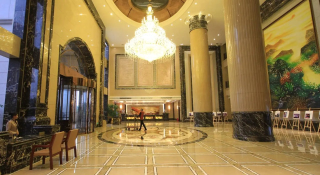 Chateau Star Sea Hotel, Boek Hotel Hotels in Guangdong met parkeren, Parkeren